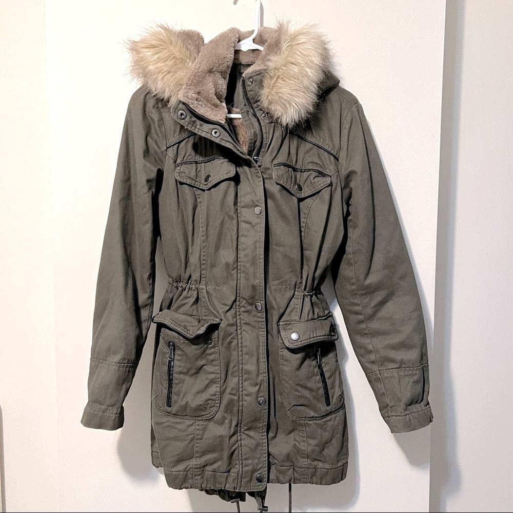 FOREVER 21 olive green jacket S